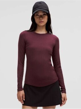 Long Sleeve Crewneck Top in Burgundy